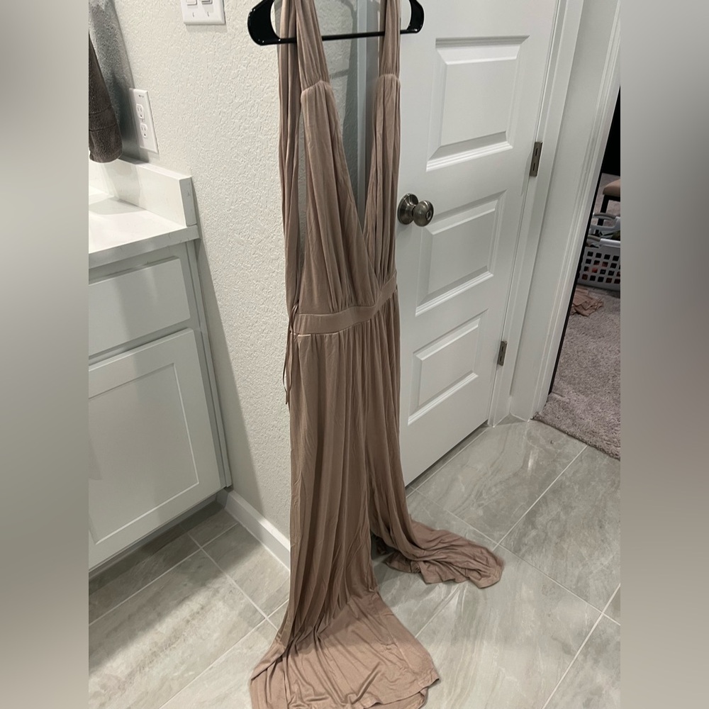 backless romper with multiple designs